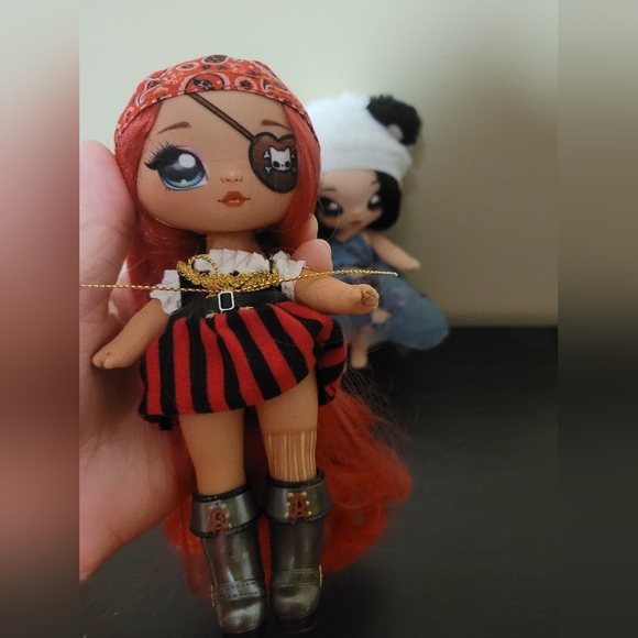 Na!Na!Na! Surprise 2 Doll Lot - Picture 3 of 4